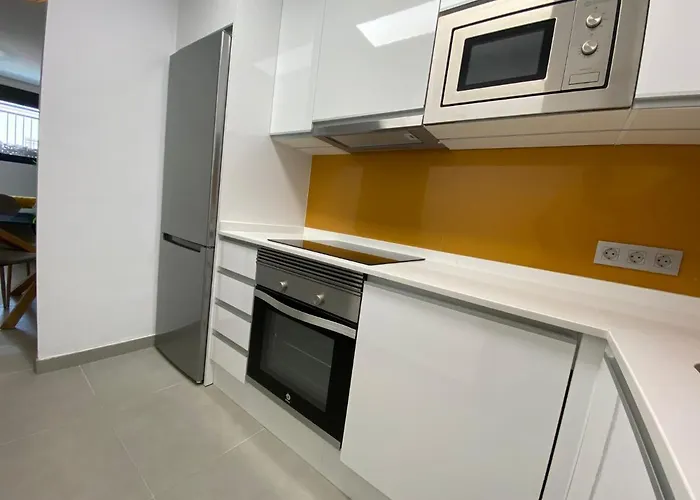 Bonito Apartamento De 2 Habitaciones Con Terraza